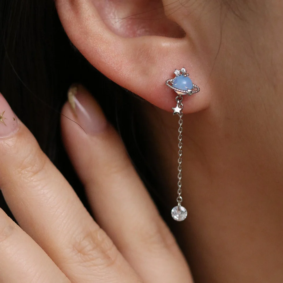 Moonstone saturn dangle earrings - Image 3