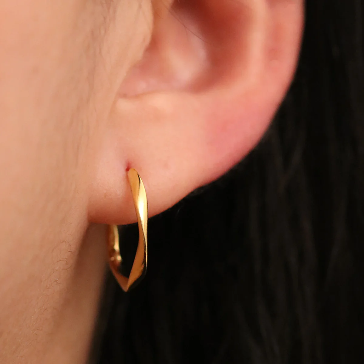 Twisted one-touch earrings - Image 4