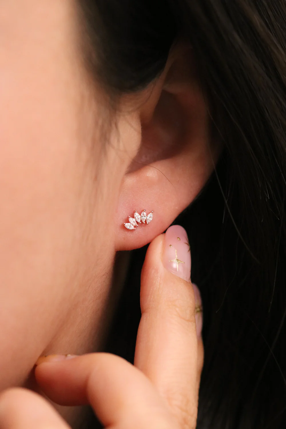 Sparkle Crawler earrings - Image 3