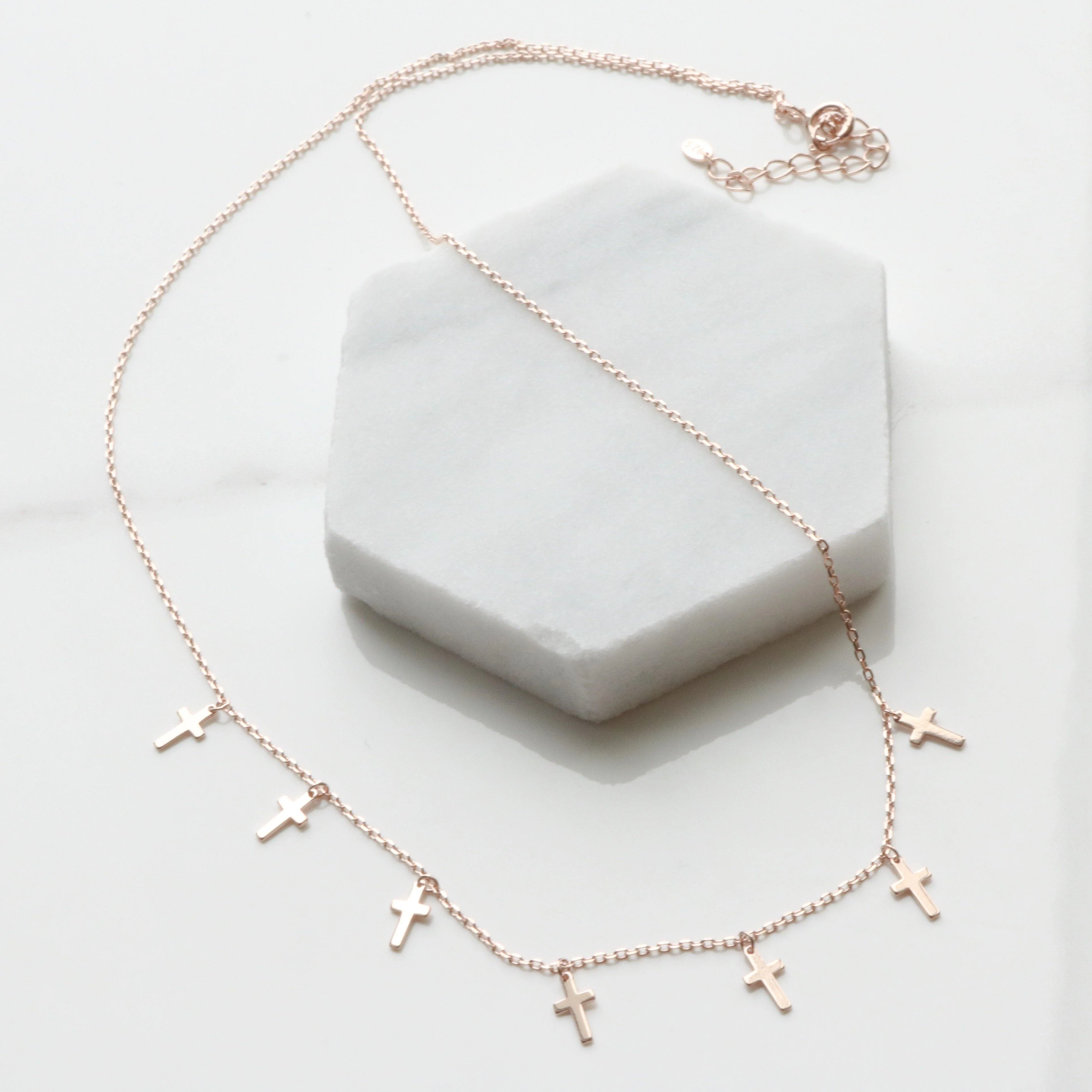Cross charm necklace - Image 5