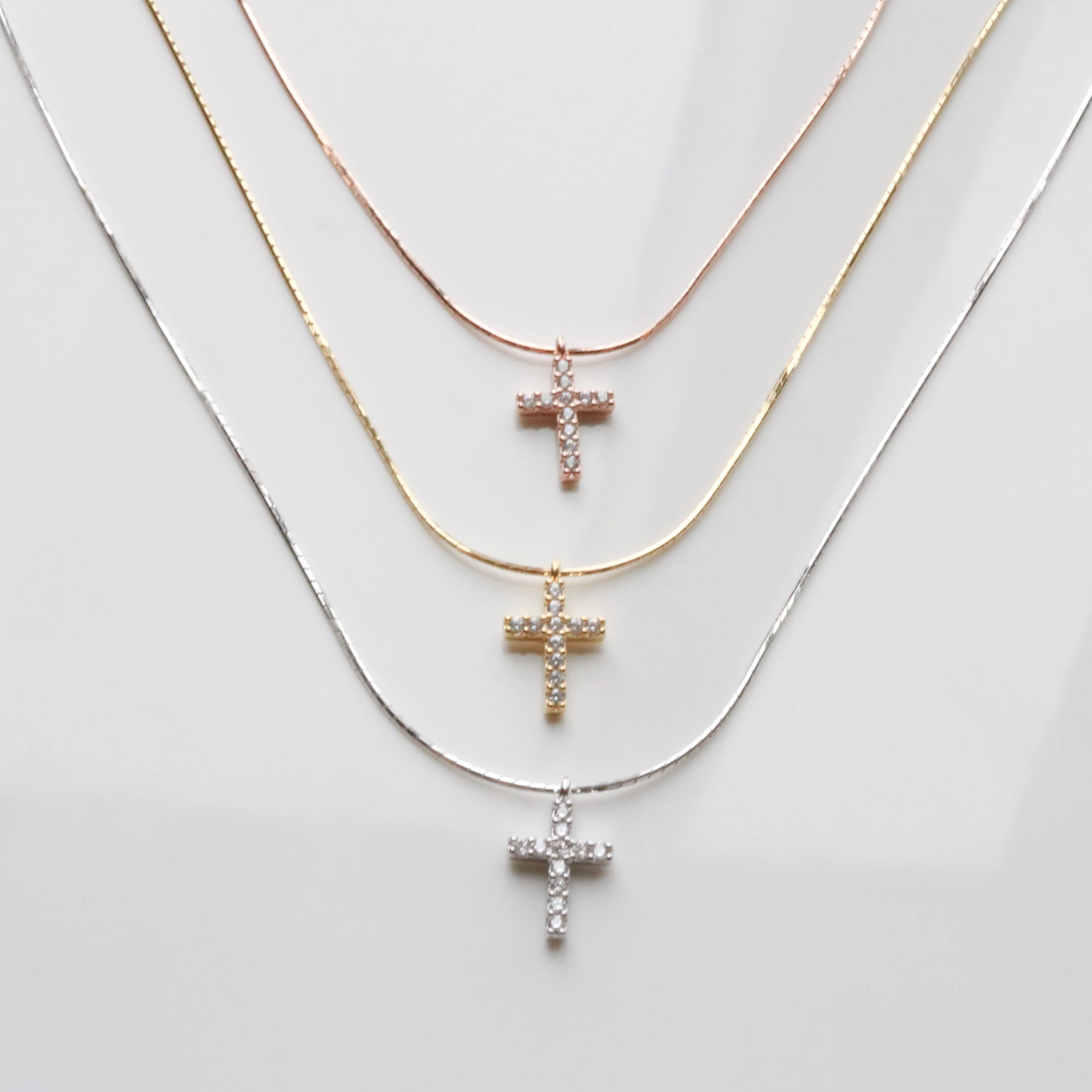 Cross pendant silk necklace - Image 3